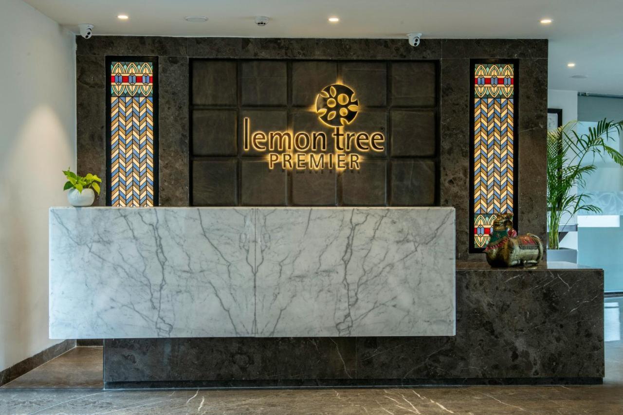 Hotel Lemon Tree Premier, Rishīkesh Esterno foto